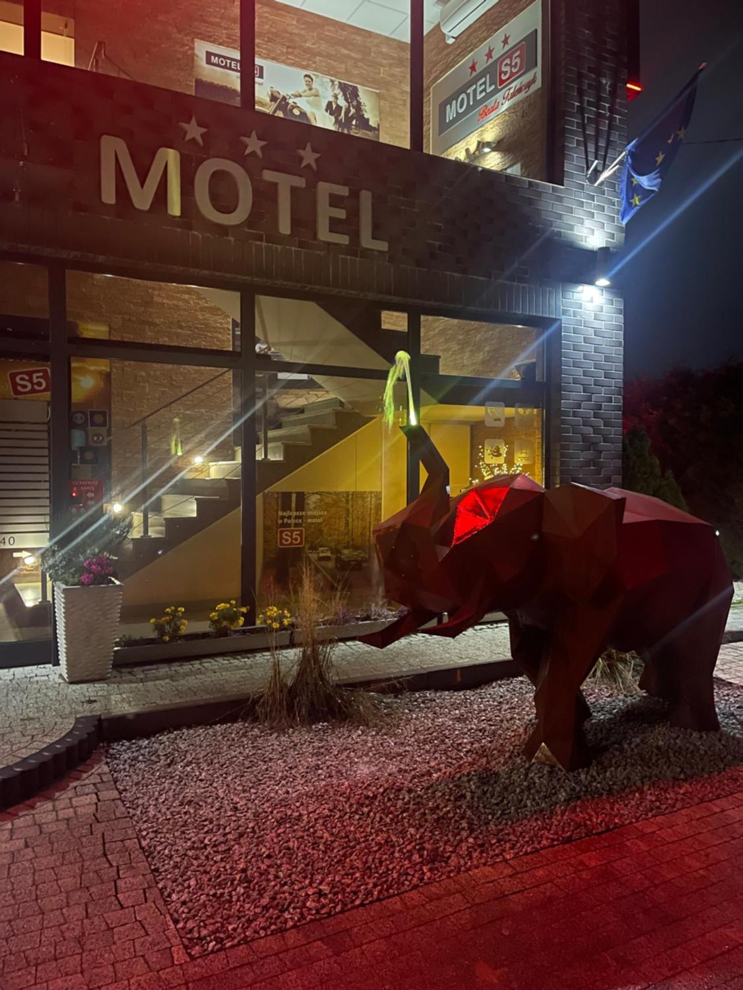 Motel S5 Zbrachlin Exterior photo